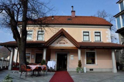 gostišče kum