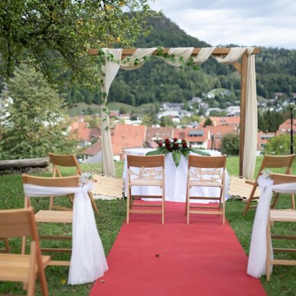 we organize an unforgettable civil ceremony for you.