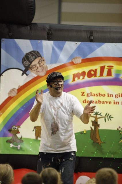 mali bu rajanje animacija za otroke