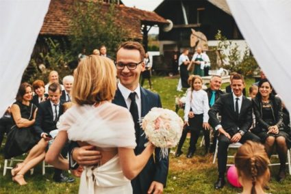 poroka v gostilni skaručna