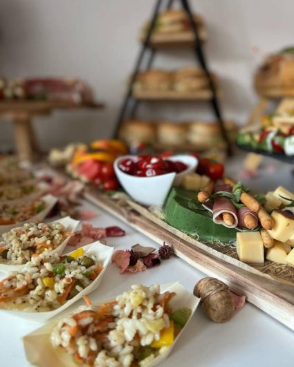 pogostitev na poroki