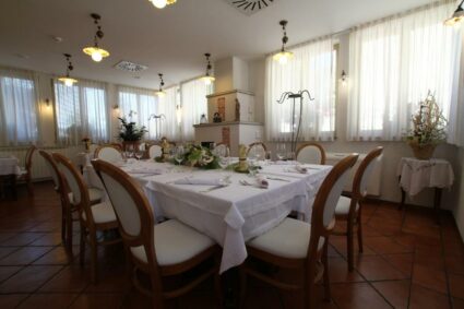 restavracija in hotel Grahor
