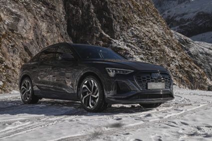 najem luksuznega vozila za poroko Audi Q8 Sportback 50 e-tron quattro