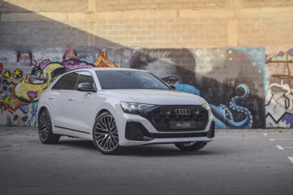 najem luksuznega vozila za poroko Audi SQ8 TFSI quattro