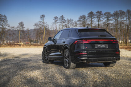 najem luksuznega vozila za poroko Audi Q8 50 TDI quattro