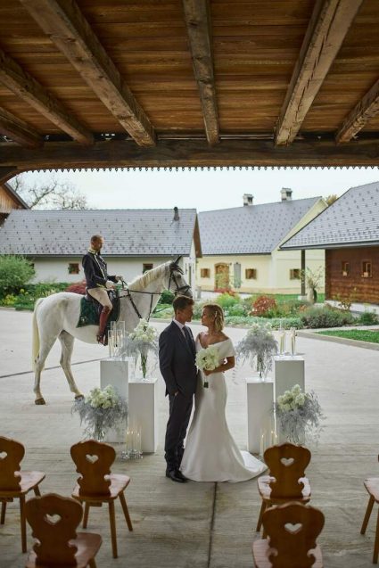 poroka na posestvu Pule