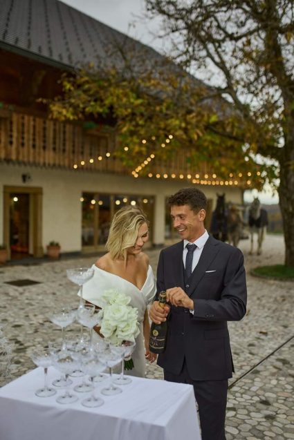 poroka na posestvu Pule