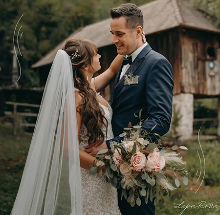 CVETLIČARNA LEPA ROŽA