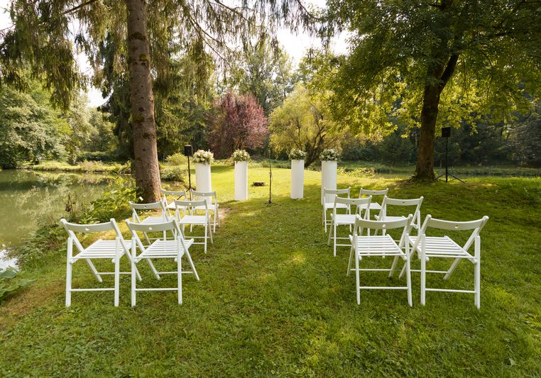 romantična poroka ob štirje Ribniki