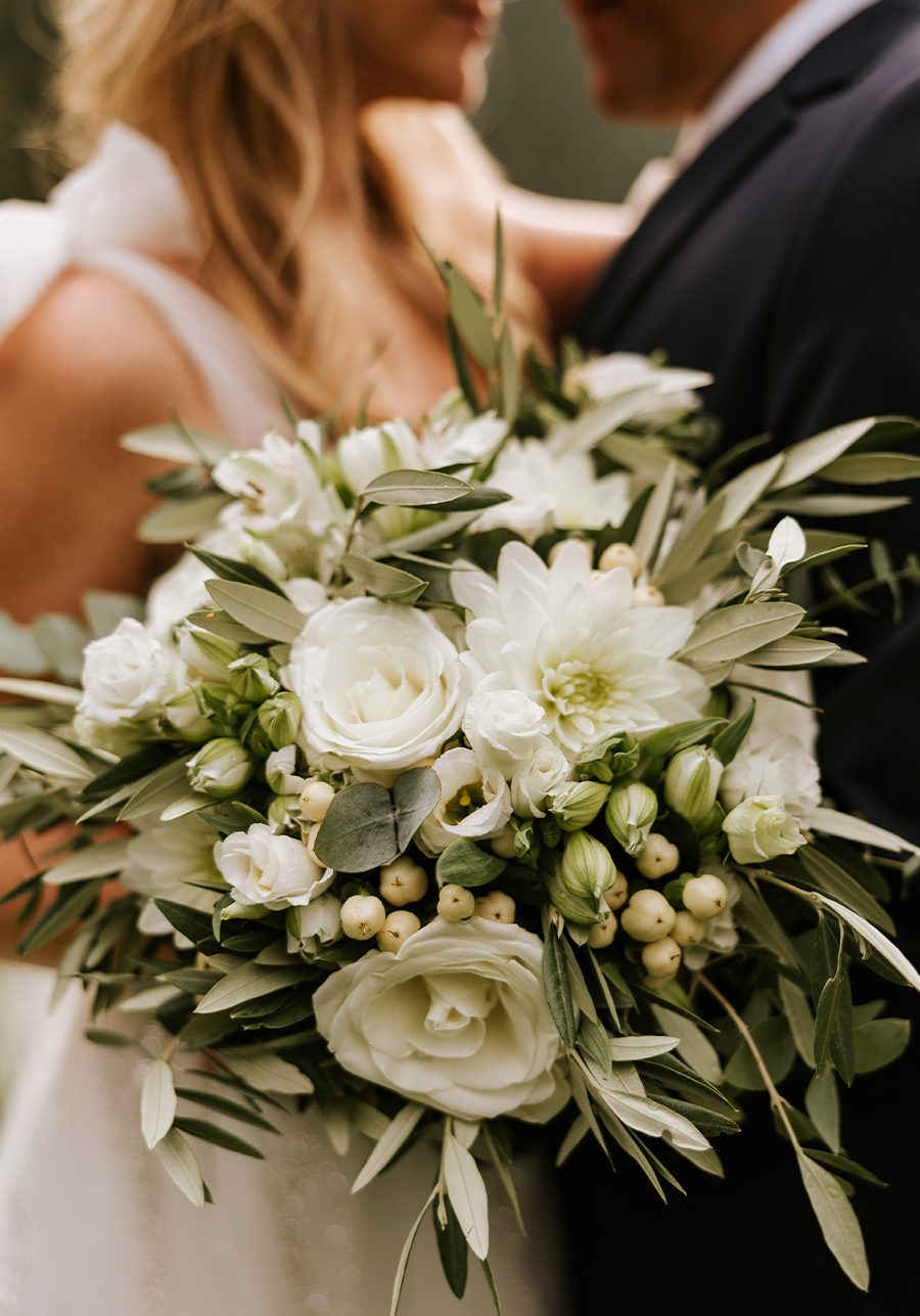 romantična poroka ob štirje Ribniki