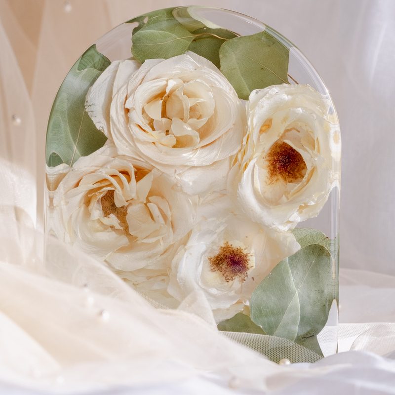 poročno cvetje v okvirju