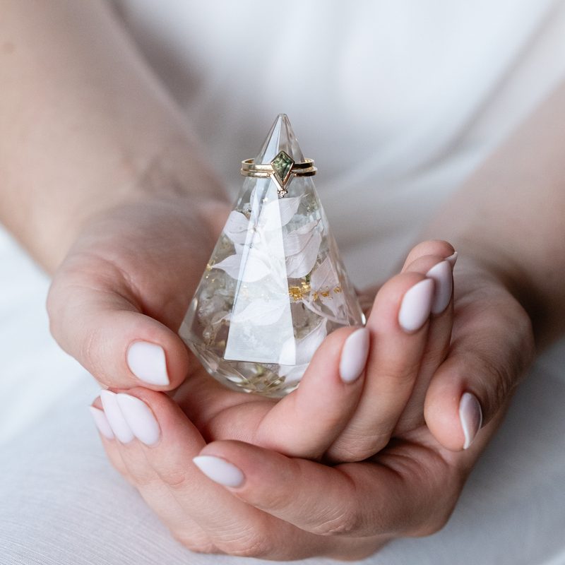 poročno cvetje v okvirju