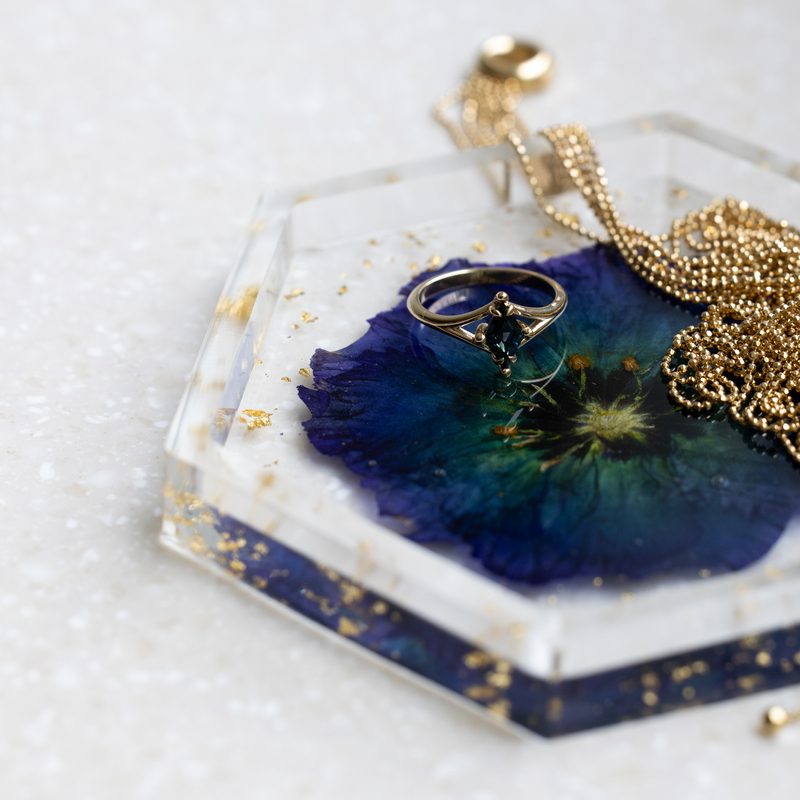 poročno cvetje v okvirju