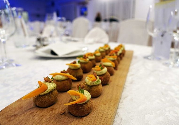 civilna poroka v naravi