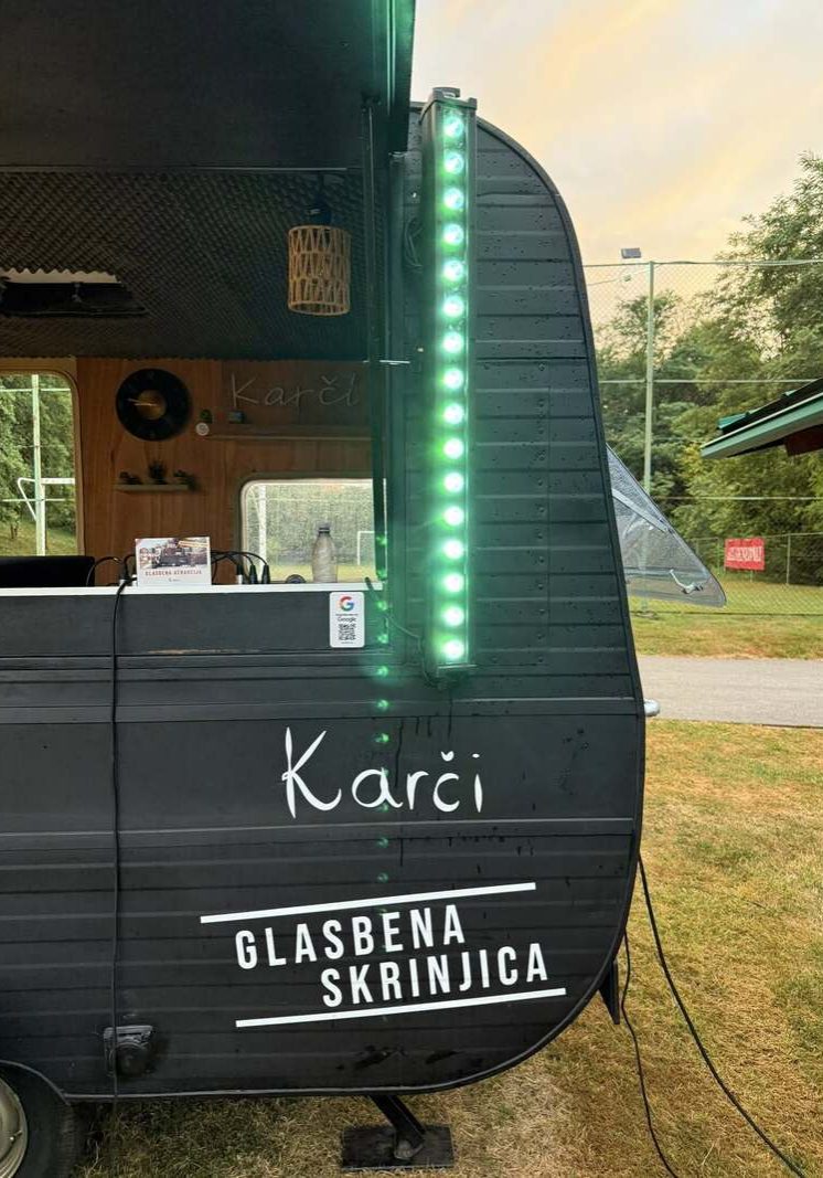 Karči - glasbena DJ skrinjica