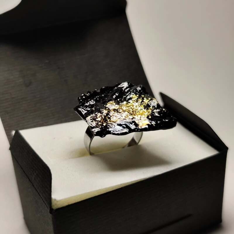 Kuolmi - nakit iz premoga