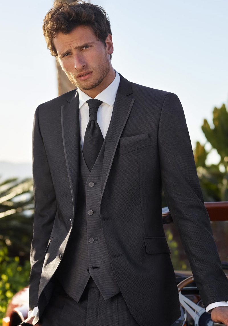 izposoja moške obleke za poroko