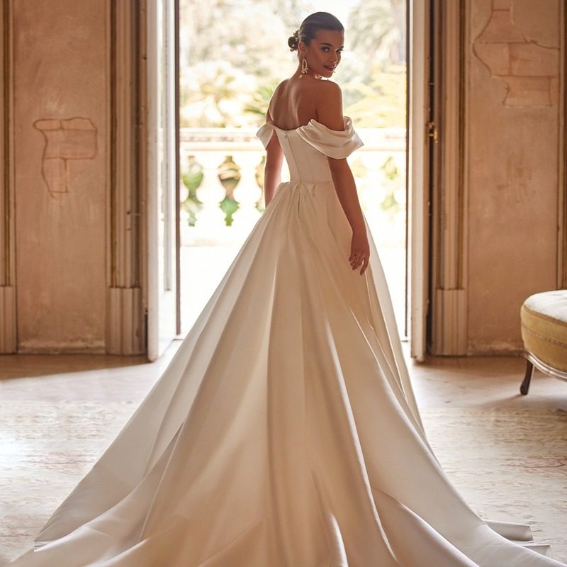 poročni salon White Couture