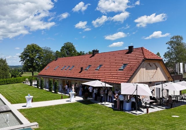 poroka v resortu