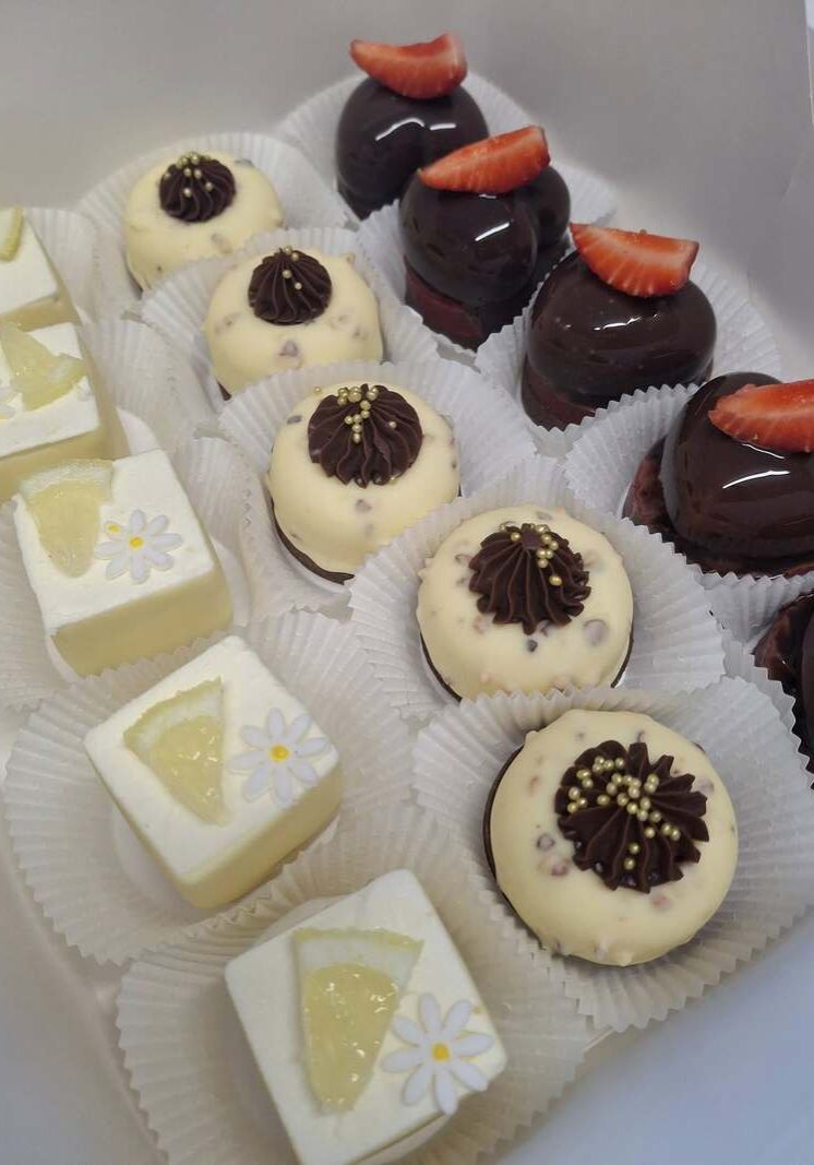 sladko pecivo za poroko