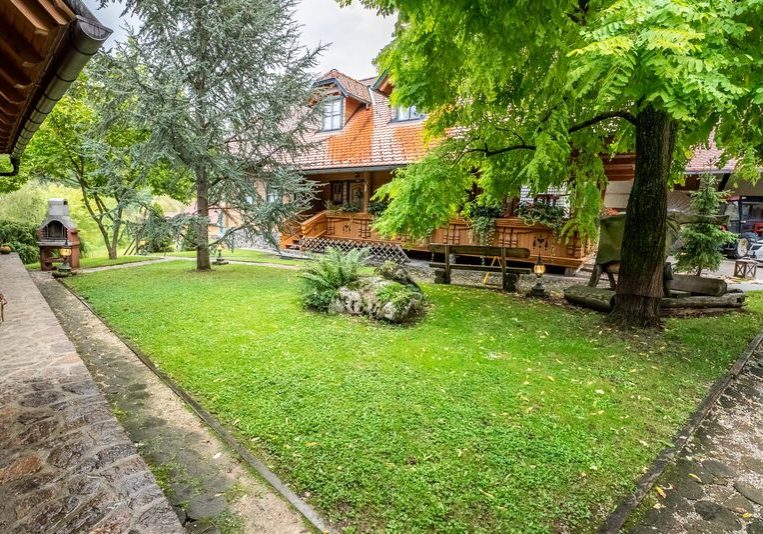 Apartmaji in wellness Korošeč