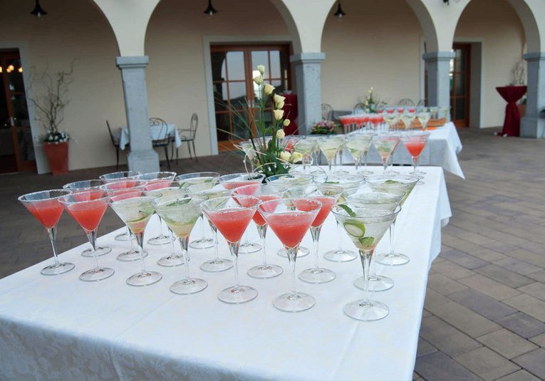 poroka na vinskem dvoru